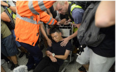 【逃犯條例】機場示威者行私刑 警方：暫未屬於恐怖主義