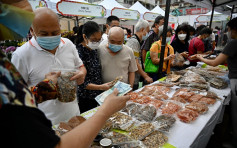 葵涌美食嘉年華 攤位人頭湧湧銷情理想