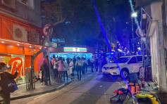 中環酒吧區私家車溜後撞到至少8人 2女重創昏迷