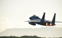 驻日美军F15战机冲绳坠海　机师弹出双腿骨折重伤