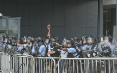 【修例風波】聲稱遭警方武力對待 示威者入稟要求公開涉事警資料