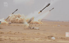 紅海局勢 | 美英聯軍空襲胡塞武裝  逾100枚精準導向彈鎖定雷達導彈無人機