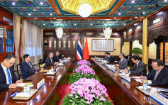 王毅與泰國副外長會談 繼續堅定支持東盟共同體建設