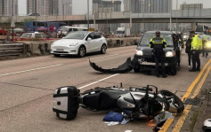 九龙城太子道东电单车与私家车相撞 铁骑士受伤送院