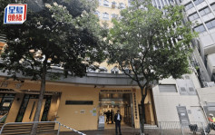 珍惜生命｜灣仔摩利臣山女子飛墮商業大廈對出路面 送院不治
