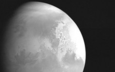 天問一號探測器傳回首幅火星圖像