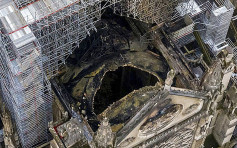 【巴黎圣母院大火】初步调查尖塔下方意外起火后蔓延