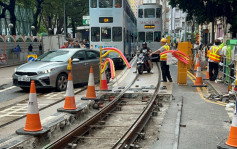 灣仔車輛墮電車軌｜電車公司推兩措施提升司機警覺 籲駕駛者加倍留意