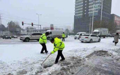 暴雪持续 辽宁全省293个高速收费站已全部封闭