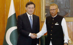 秦刚晤巴基斯坦总统 愿加快建设中巴经济走廊深化合作