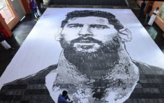世界杯｜印度学生983张A3纸制作美斯巨型画像