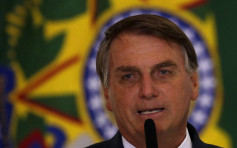 巴西新冠疫情失控 总统反责民众勿大惊小怪
