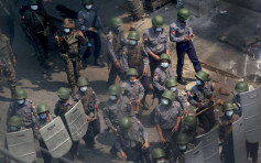 缅甸流传烧焦尸体片相 独立媒体指军政围捕杀害11人纵火烧尸