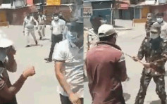 【片段】印度23歲男幫染疫嫲嫲買藥 遭警員當街毆打砸爛手機