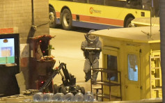 蓝湾半岛巴士总站发现可疑物品 EOD到场引爆