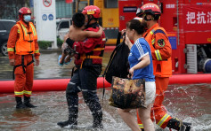 河南暴雨 1300万人受灾 73人遇难