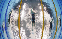 【东奥游泳】何诗蓓1分56秒48完200米自预赛 跻身周二早上准决赛