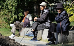 退休仍須工作 南韓45%老人相對貧窮