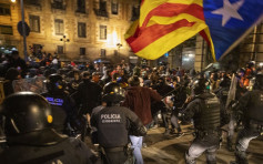 巴塞羅那示威演變警民衝突 逾10人受傷