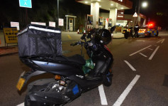 淺水灣電單車私家車相撞 鐵騎士受傷送院