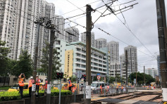天榮站架空電纜初步修復 輕鐵706綫恢復行駛