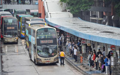 陈帆指疫情高峰期间 5巴士公司共整合794路线服务