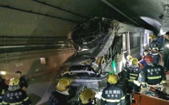 重庆列车出轨4人受伤 乘客：整个人摇晃几十秒