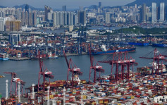 回归25｜商务部：内地对港已全面实现货贸自由化
