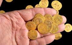 以色列保育區牆壁發現44枚七世紀珍貴純金幣