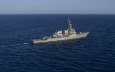 胡塞武装称在红海及阿拉伯海 袭击2艘民用船及1美国驱逐舰
