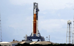 美国重启登月出师不利 火箭引擎故障NASA押后发射