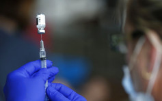 巴西研究指科兴及阿斯利康疫苗对长者保护率下降 倡打第3针加强剂