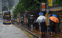 运输署宣布 因台风调整公共运输服务复常