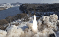 北韩昨试射新型防空导弹及战略巡航导弹超大弹头