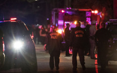 美国得州休斯敦发生枪击 5名警察受伤
