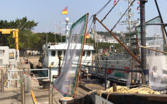 石牛洲東北非法拖網捕魚 漁護署拘7内地漁民