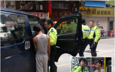男子上海街遭客货车撞倒 头部淌血送院