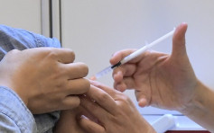卫生署公布两宗接种疫苗异常报告 两患高血压长者1死1危殆