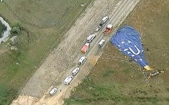 澳洲觀光熱氣球墮地 16人被拋出7人重傷