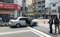 台湾通缉犯拒捕开车拖行警员 警开6枪击毙