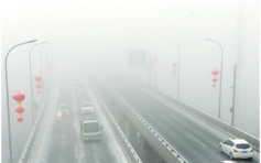 雾锁新疆 部分地区能见度低于50米