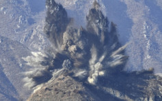 北韩以爆破方式拆除非军事区十个哨站