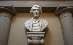 美国众议院通过移除国会山庄内涉种族争议人物雕像