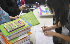 消委會｜小學中英數常用書量 補充練習佔至少一半