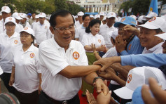 柬埔寨大选洪森无对手 反对派吁杯葛投票