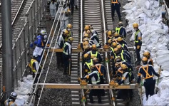 東京澀谷站工程 動員4000人拆月台移路軌
