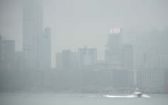 天氣│潮濕有霧海面能見度低 日間温暖最高22度