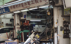 土瓜灣男工遭升降平台夾腳 吊空中消防救出送院