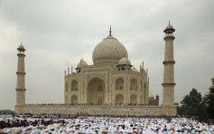 印度再增8.7萬宗確診 泰姬陵仍重新對外開放