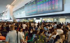 1.3萬人滯留成田機場 缺熟外語職員惹不滿